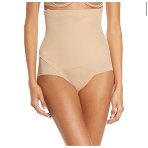 NEW honeylove the superpower brief in sand X Large